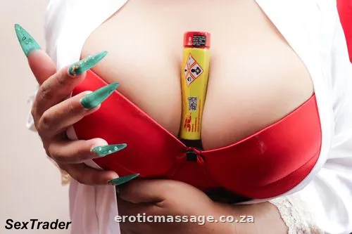 Erotic massage in Lenasia, Soyah